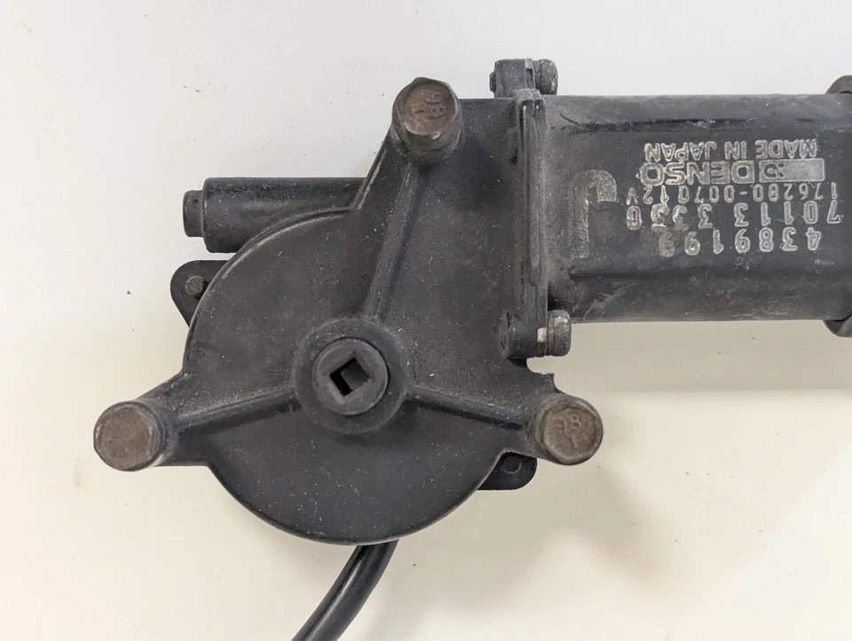 87-93 Chrysler Lebaron New Yorker Imperial Headlight Motor OEM - Image 2 of 4