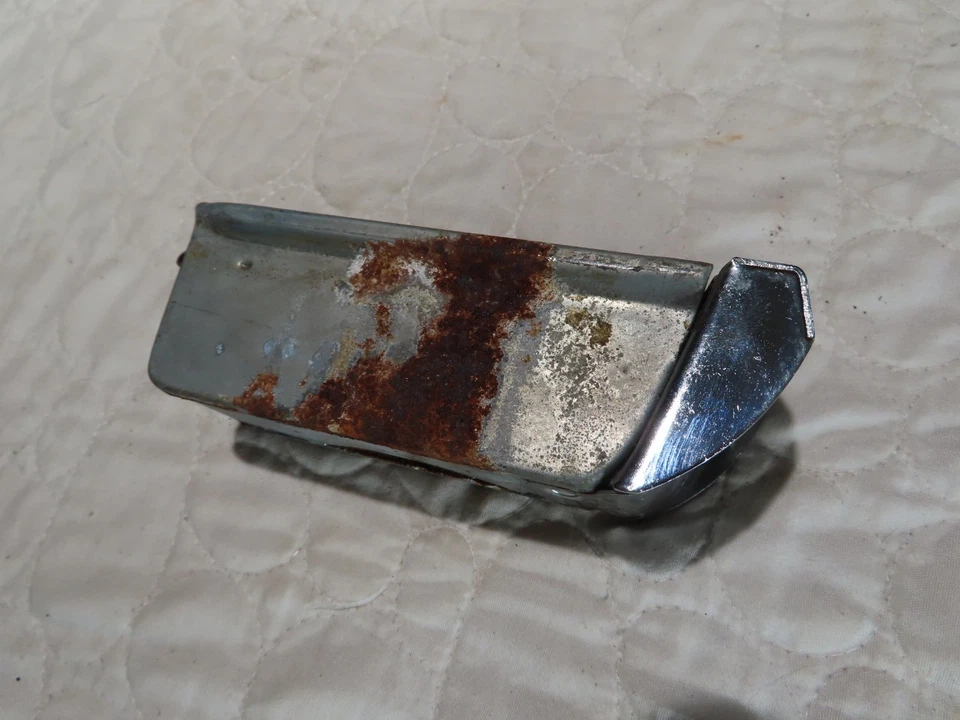 Conjunto de bandeja de cenizas Buick Special Super Dash 51-53 Foto 4 de 4