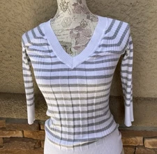 GUC Wet Seal Ribbed Striped V-Neck Top Sz M FREE SHIPPING