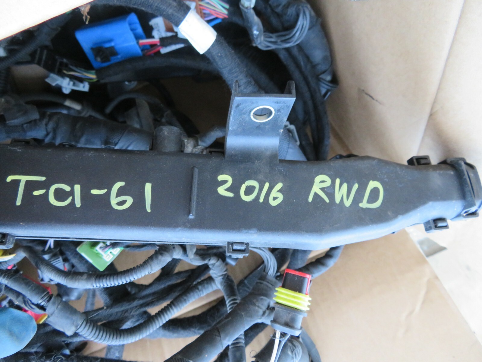 2014 - 2017 MASERATI GHIBLI RWD HOOD ENGINE WIRE WIRING HARNESS W/ FUSE BOX OEM