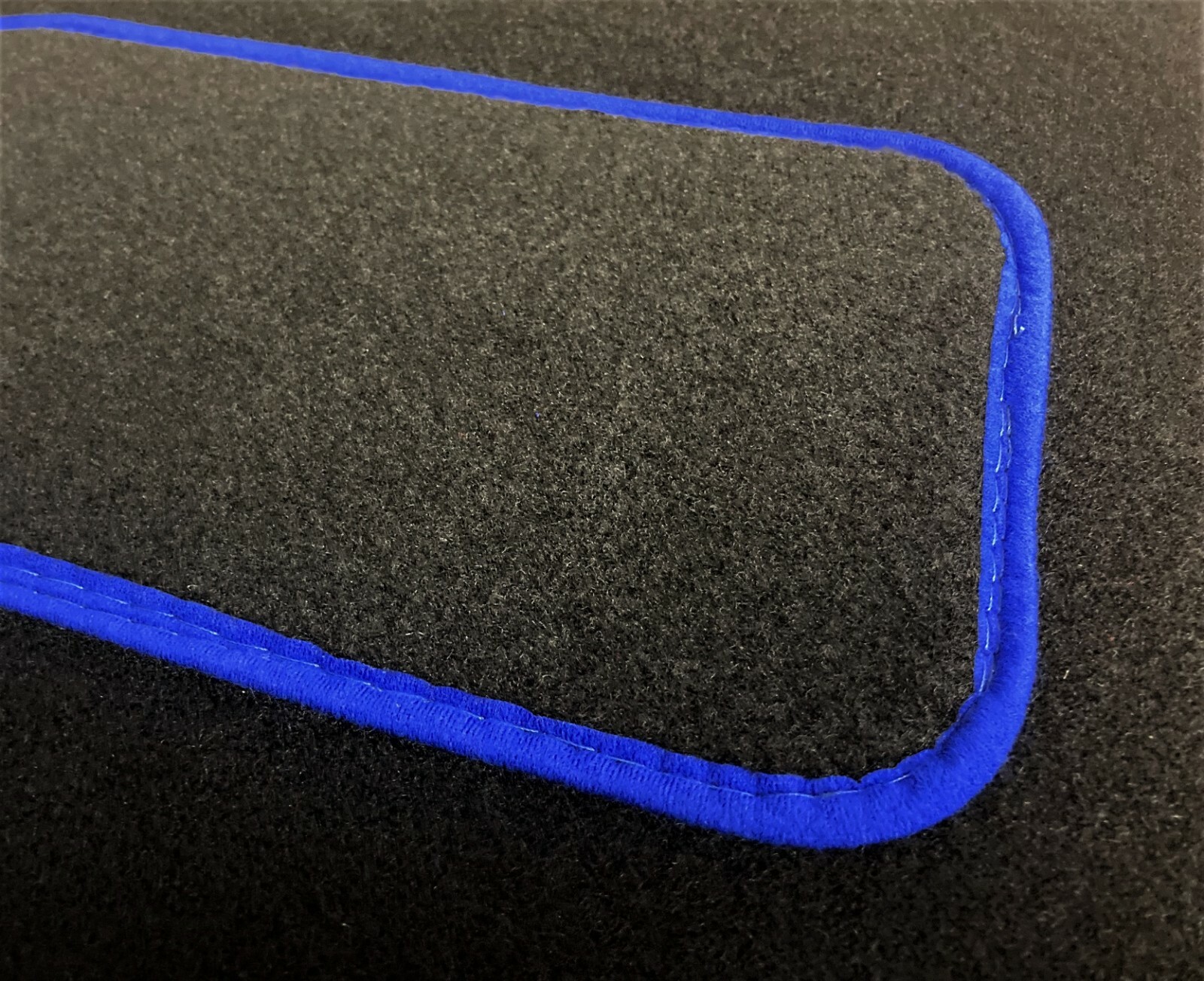 Car Mats for BMW I8 2014 on Tailored Dark Grey Carpet Blue Trim eBay