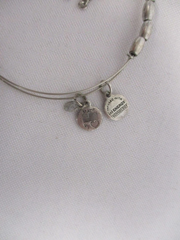 PULSERA BRAZALETE ALEX & ANI PLATA con cuentas de vidrio verde y borla Foto 3 de 3