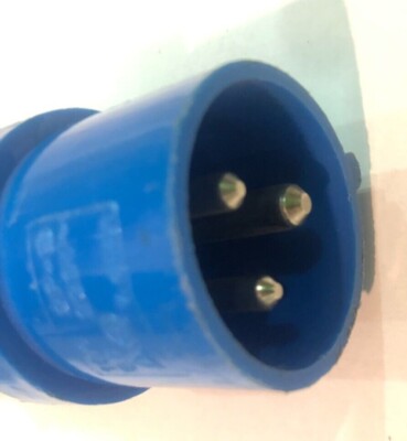 Wohnmobil Stecker CEE-Industriestecker 2P+E 16A 220-230V IP44 / 6h V.45510 Multi