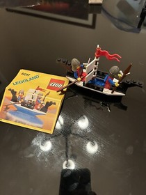 LEGO 6017 Legoland Lion Knights King's Oarsmen w/ instructions No box