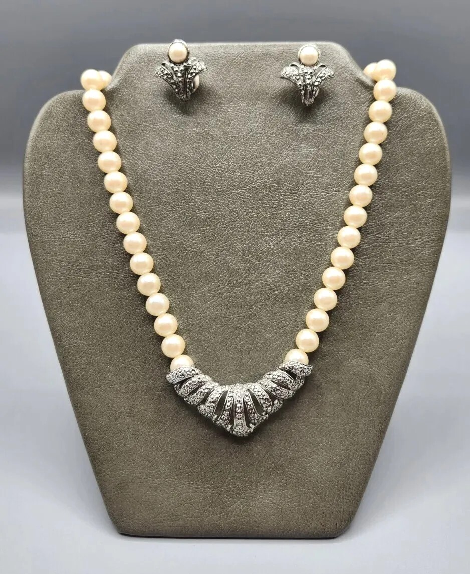 VNTG Avon Classic Drama Faux Marcasite & Pearl Necklace