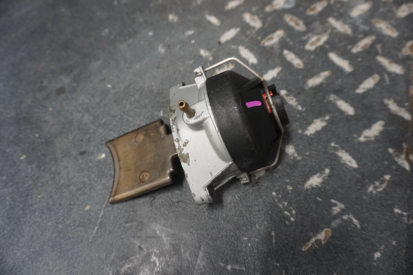 1998-2005 Sea-Doo GTX RFI 787/800 OEM Exhaust Power Valve 290854354 420854354
