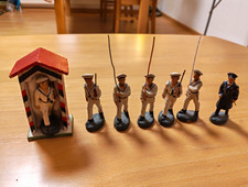 6x Milit&auml;rfiguren Soldaten aus Masse/Kunststoff inkl. Wachh&auml;uschen