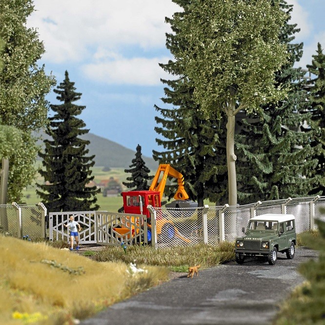 Busch 8818 - TT - Industrial Fence - New
