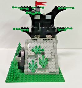 GENUINE LEGO SET 6066 CAMOFLAGED OUTPOST UNBOXED WITHOUT INSTRUCTIONS