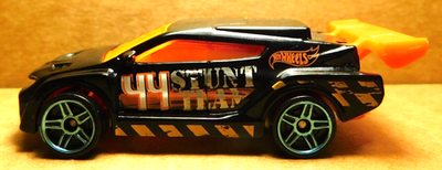 Hot Wheels スートレ Hot Wheels 2022 - '84 Corvette - HW Stars & Stripes 4/8 : Amazon