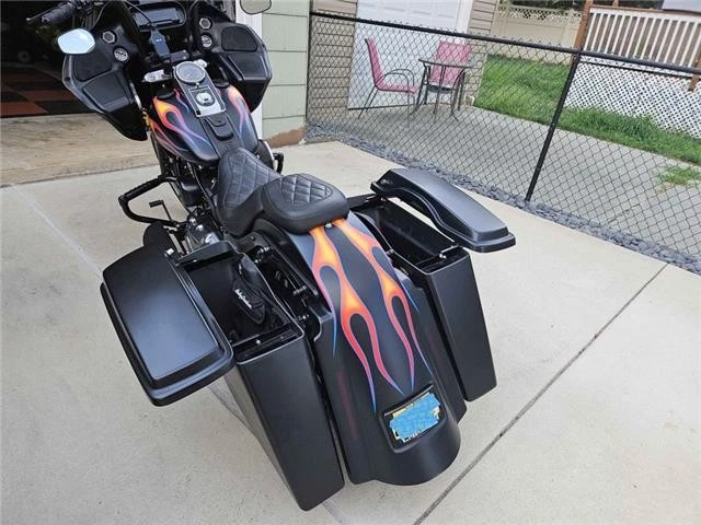 Harley-Davidson Touring Fat Boy Lo 2011 Foto 2 de 4