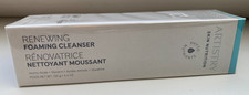 Artistry Skin Nutrition™ Renewing Reinigungsschaum Artistry Skin Nutrition™125 g