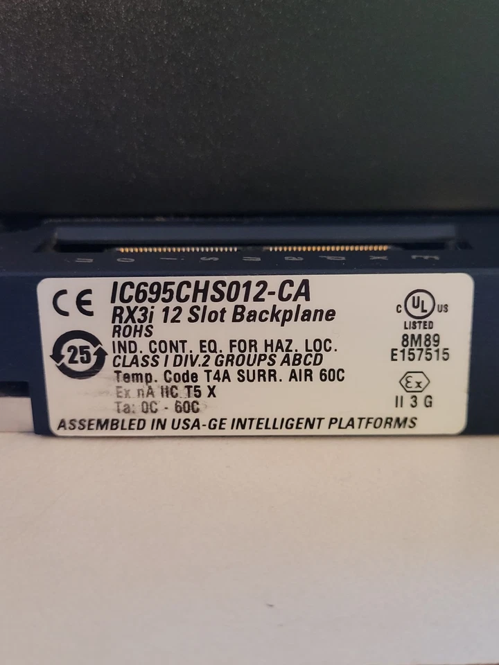 Ge Fanuc IC695CHS012-CA Rx3i 12 ranuras con módulo de llenado Foto 2 de 4