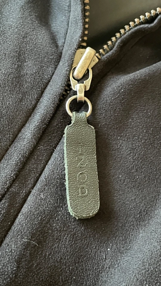 Izod Outerwear Men's Lightweight Warm Lined Soft Black Jacket M EUC - Image 4 of 4