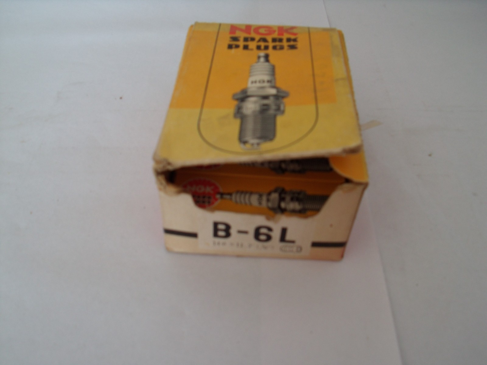 7 Pack Genuine Authentic NGK 3212 Nickel Spark Plugs B6L