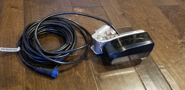 Livesight lowrance датчик