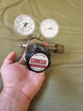 Concoa Precision Gas Controls 4123301-01-350 Gas Regulator CGA-350 - Works Great