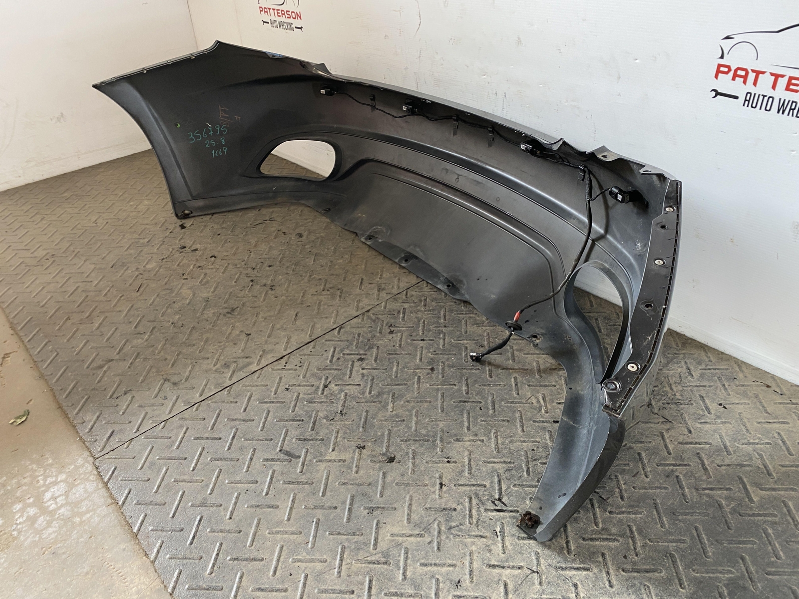 08-19 MASERATI GRANTURISMO REAR BUMPER COVER GRIGIO GRANITO METALLIC 672