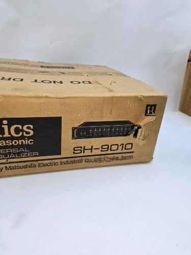 TECHNICS BY PANASONIC, STEREO UNIVERSAL FREQUENCY EQUALIZER, SH-9010, POWERS ON - Picture 24 of 24