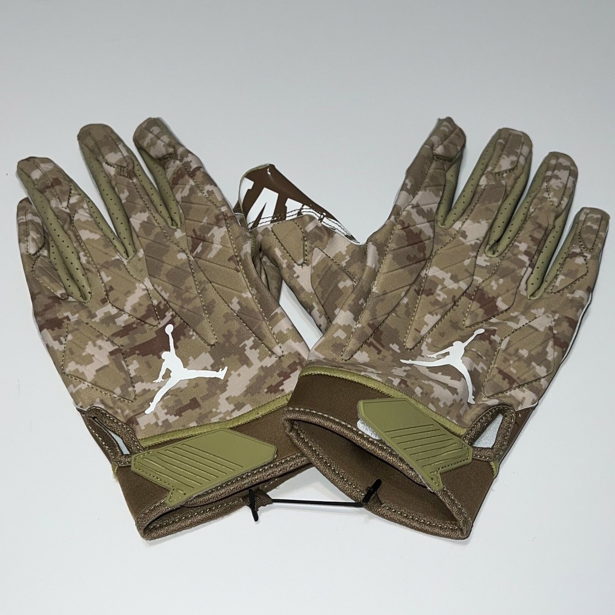 激レア Jordan ナイキ 手甲ガード 支給 実使用 メジャーリーガー NWOT NIKE JORDAN VAPOR KNIT MAGNIGRIP NFL SALUTE TO SERVICE