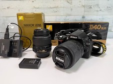 Nikon D40 DSLR Double Zoom Kit with Battery and Box