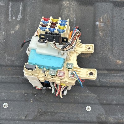 92-96 Toyota Camry interior inside fuse relay box assembly 95 Lexus Es300 OEM