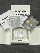 Omega x Swatch Moonphase Chronograph Snoopy SO33W700 White Bioceramic Men's