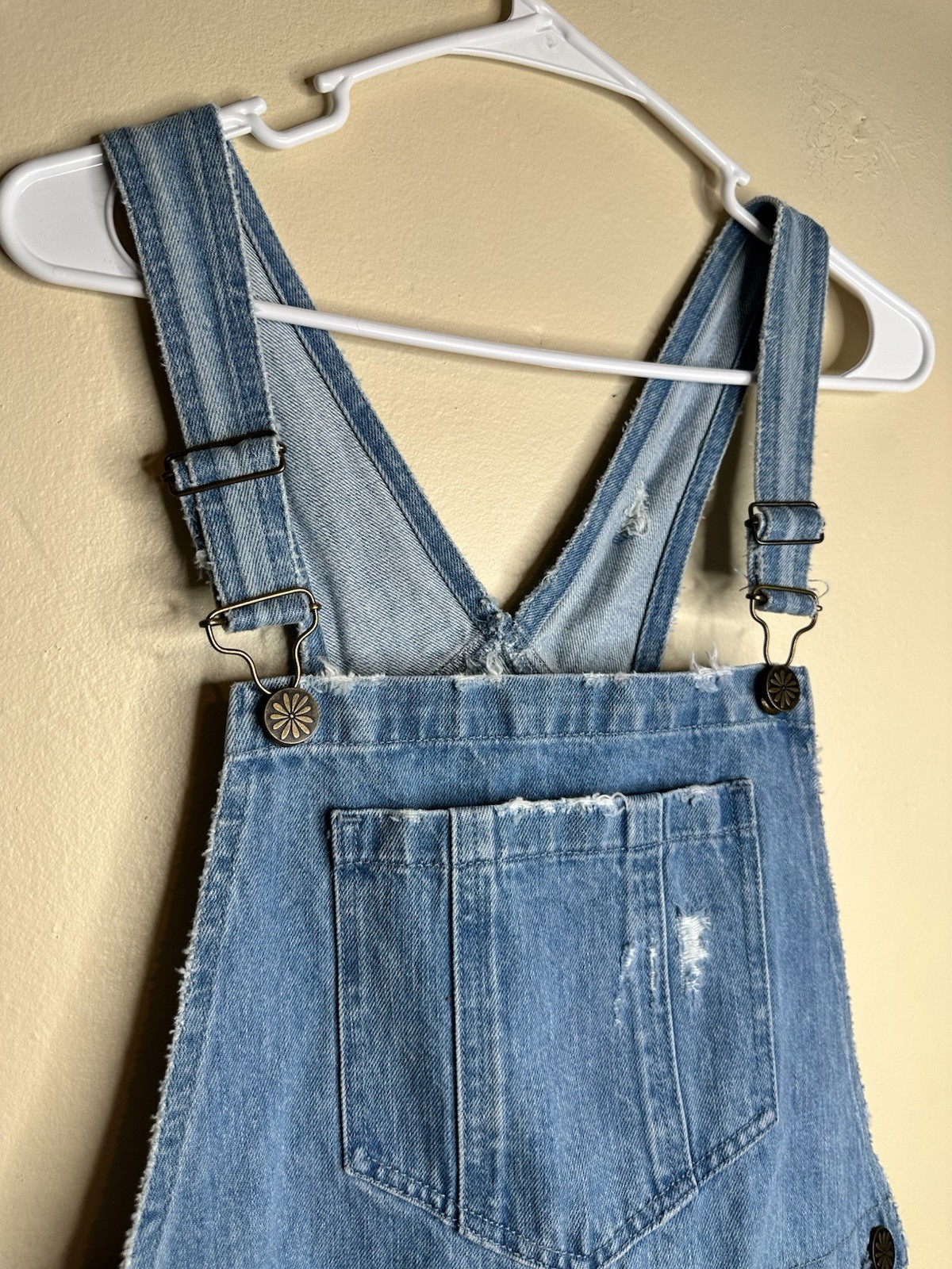 Show Me Your Mumu Georgia Denim Shorts Overalls Light Tide Size L Distressed