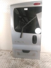 Porte arrière et accessoires Nissan PRIMASTAR