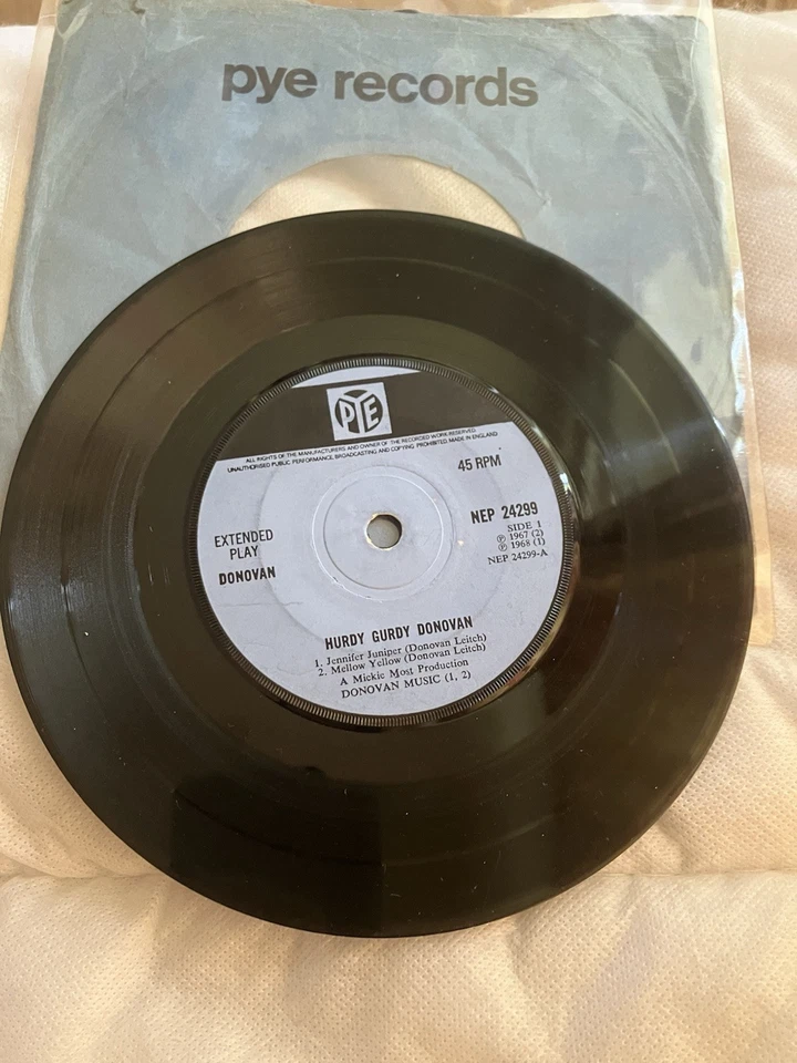 DONOVAN Hurdy Gurdy Donovan (Pye UK 1st Press 7" EP 1968) Psych/ Folk Ist Press Foto 3 de 4
