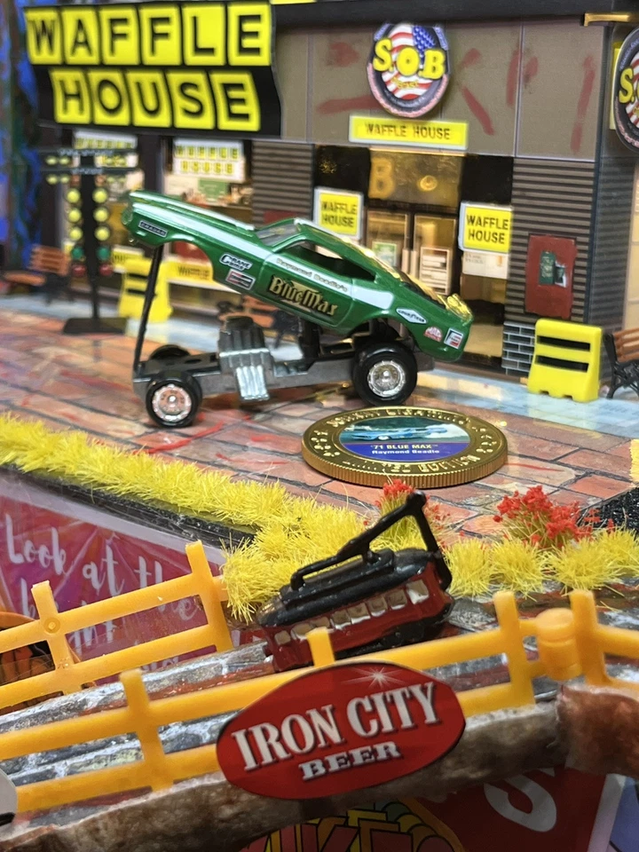 Ford Mustang Ray Beadle 1971 Johnny Lightning azul Max coche divertido casi nuevo con moneda Foto 2 de 4