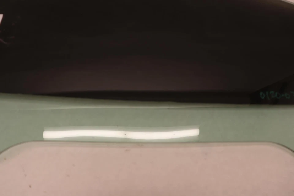 Cadillac XLR 2004-2009 puerta delantera derecha pasajero ventana vidrio OEM Foto 3 de 4