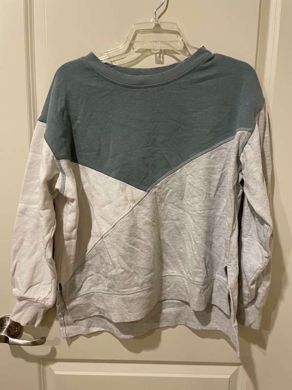 Green Tea Women’s Large Green White Color Sweatshirt Crewneck Cotton Blend L NR