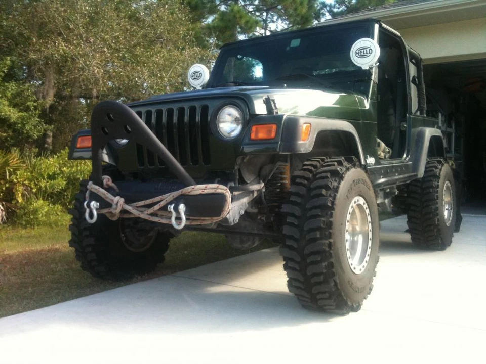 Smittybilt 76521 SRC Front Stinger Bumper for 1987-2006 Jeep Wrangler LJU/TJ/YJ - Image 4 of 4