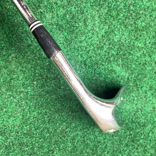 Cleveland Tour Action Reg. 588 56 degree SW steel shaft GP M580 Titleist grip - Picture 6 of 10