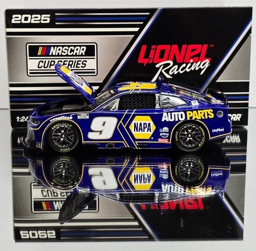 CHASE ELLIOTT 2025 NAPA 1/24 ACTION - Picture 2 of 11
