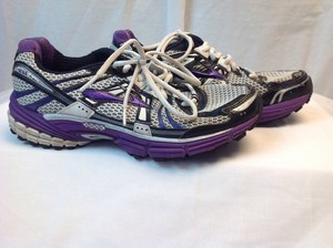 brooks womens gts 12