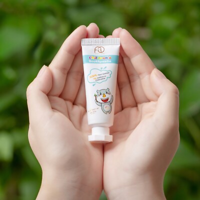 Aromatic Global Children s Toothpaste. Fluoride-Free. 100% Plant Based.