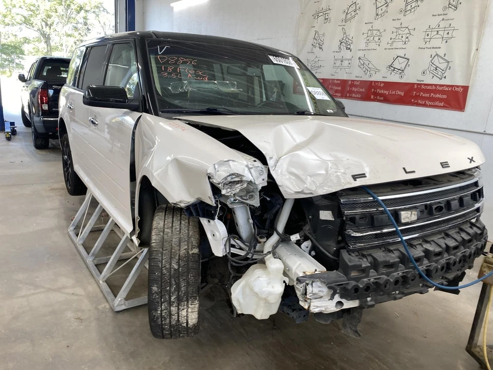 Medidor de velocímetro usado se adapta a: Ford Flex Cluster 2018 dos pantallas LCD de 4,2 en cl Foto 2 de 4