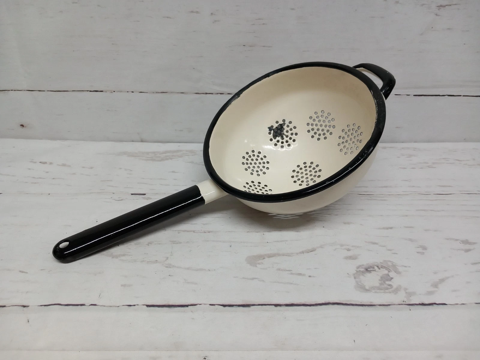 Vintage Enamel Sieve or Colander Kitchen Country Decor
Opens in a new window or tab