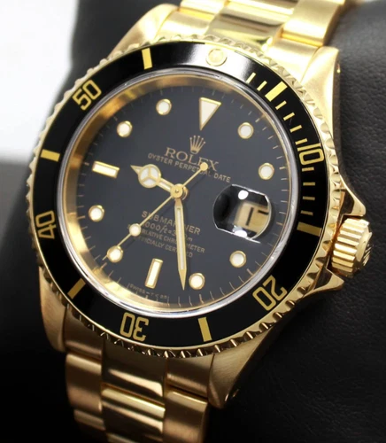1990 Rolex Submariner Ref 16618 - 18k Yellow Gold, Black, 40mm - Vintage Watch