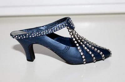 Just The Right Shoe by Raine (Item: 25059) Stardust Memories