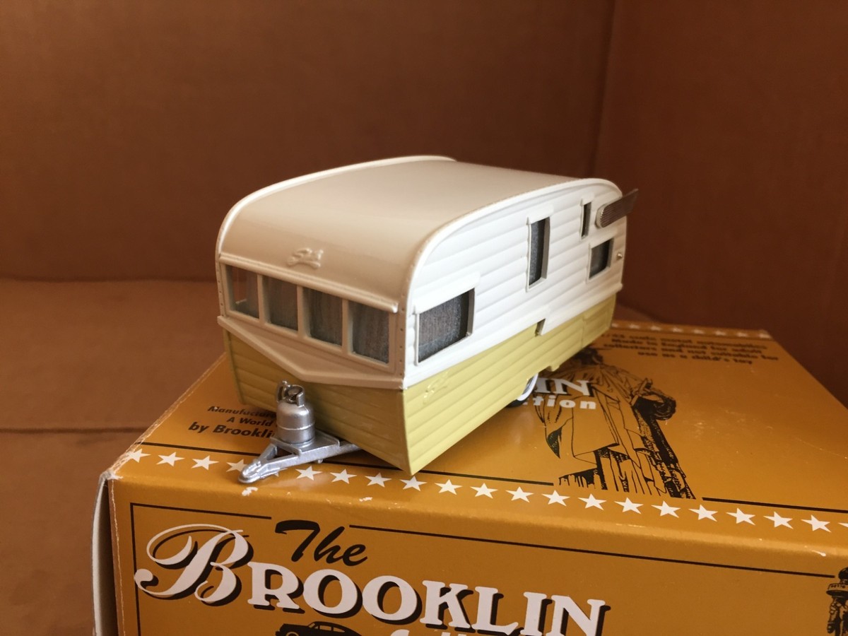 Miniature Brooklin 1/43 - Caravane Shasta Airflyte 1958 - Jaune Et Blanc - Métal