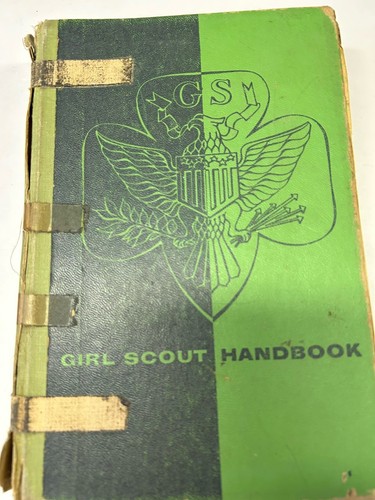 Vintage Girl Scount Brownie Scout Leader Guide Books Set 3 - Picture 4 of 6