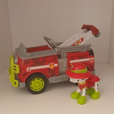 Paw Patrol Marshall Feuerwehrauto mit Marshall Welpe Figur Spin Master