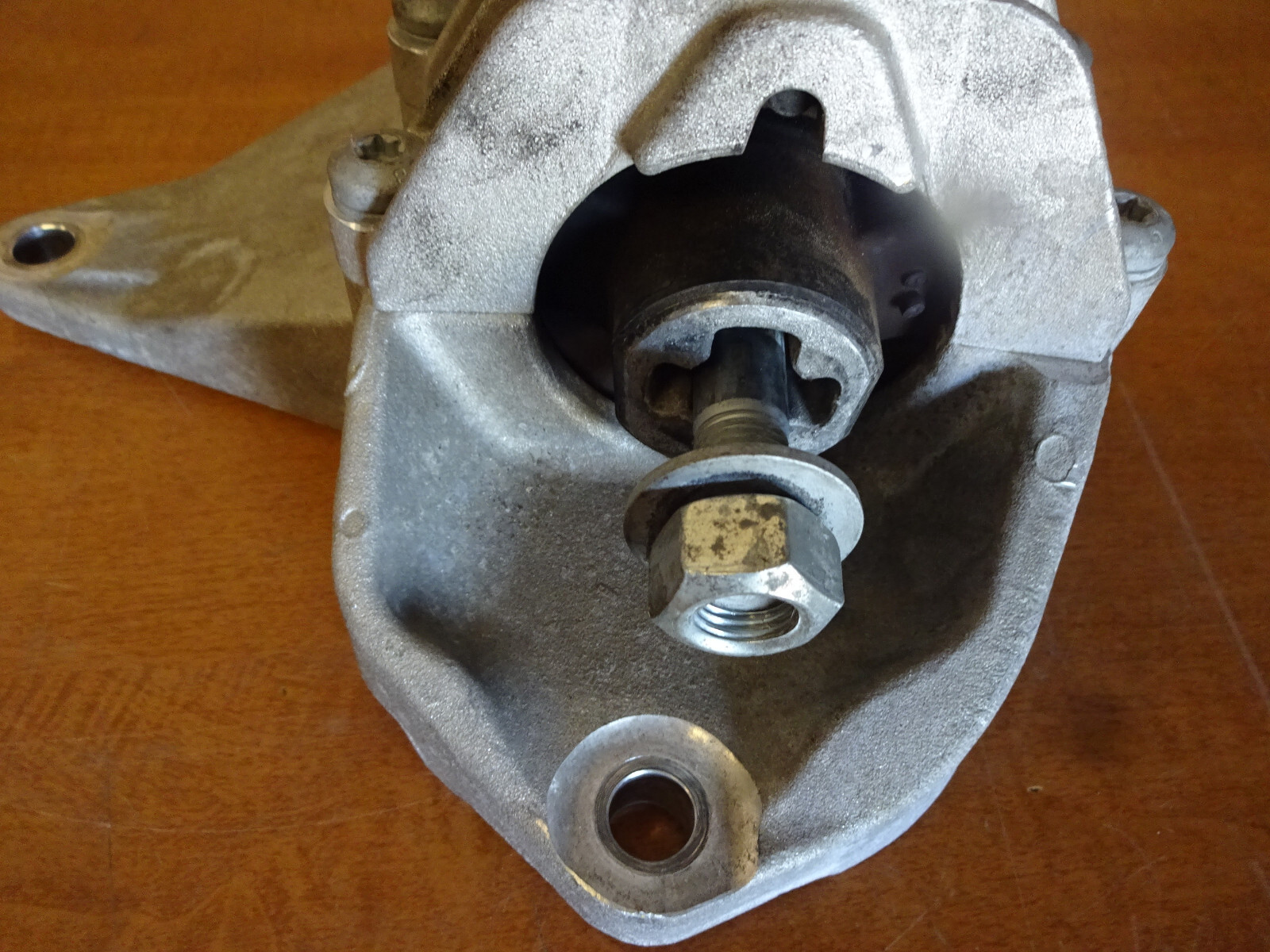 Ferrari 458, 488 - Upper Gearbox Mounting Complete - P/N 259440 - 259441