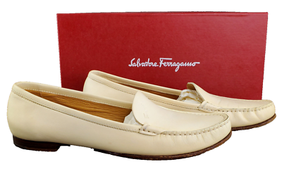 Salvatore Ferragamo~Womens 8.5AA~RUN WAY Ivory Calf Leather  display picture 3