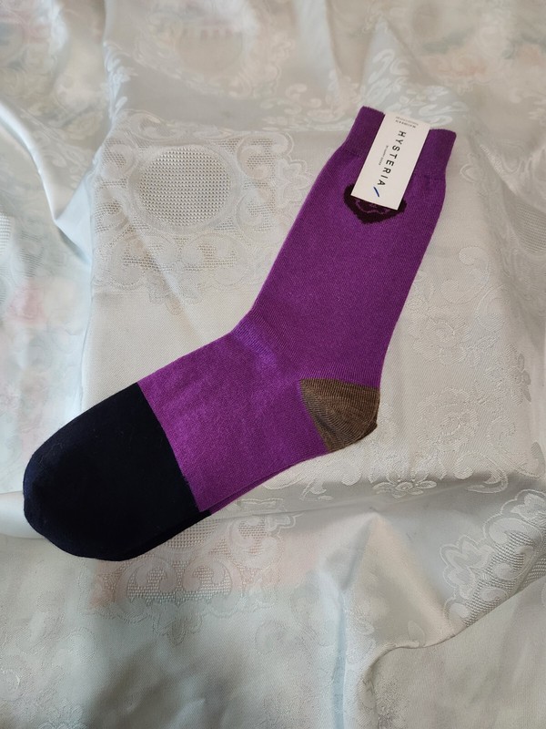 Hysteria Socks by Happy "Linnea Mid High Socks  1 Pair Purple/black **NEW**