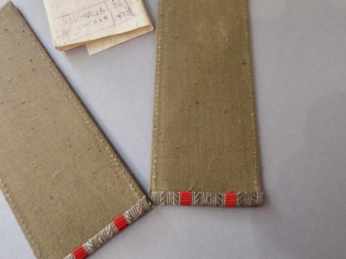 Nuevo oficial militar soviético de tablas de hombro. URSS 1974 Original. Charreteras. ### - Imagen 11 de 14