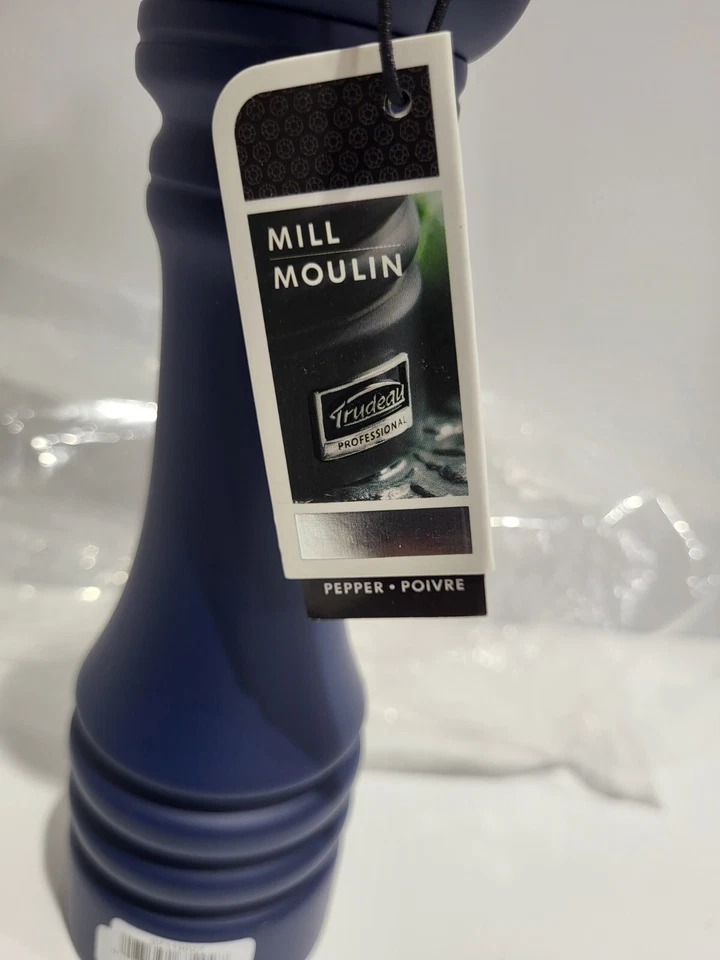 Trudeau 9 英寸专业胡椒研磨机/研磨机-蓝莓蓝 — 第 4/4 张图片